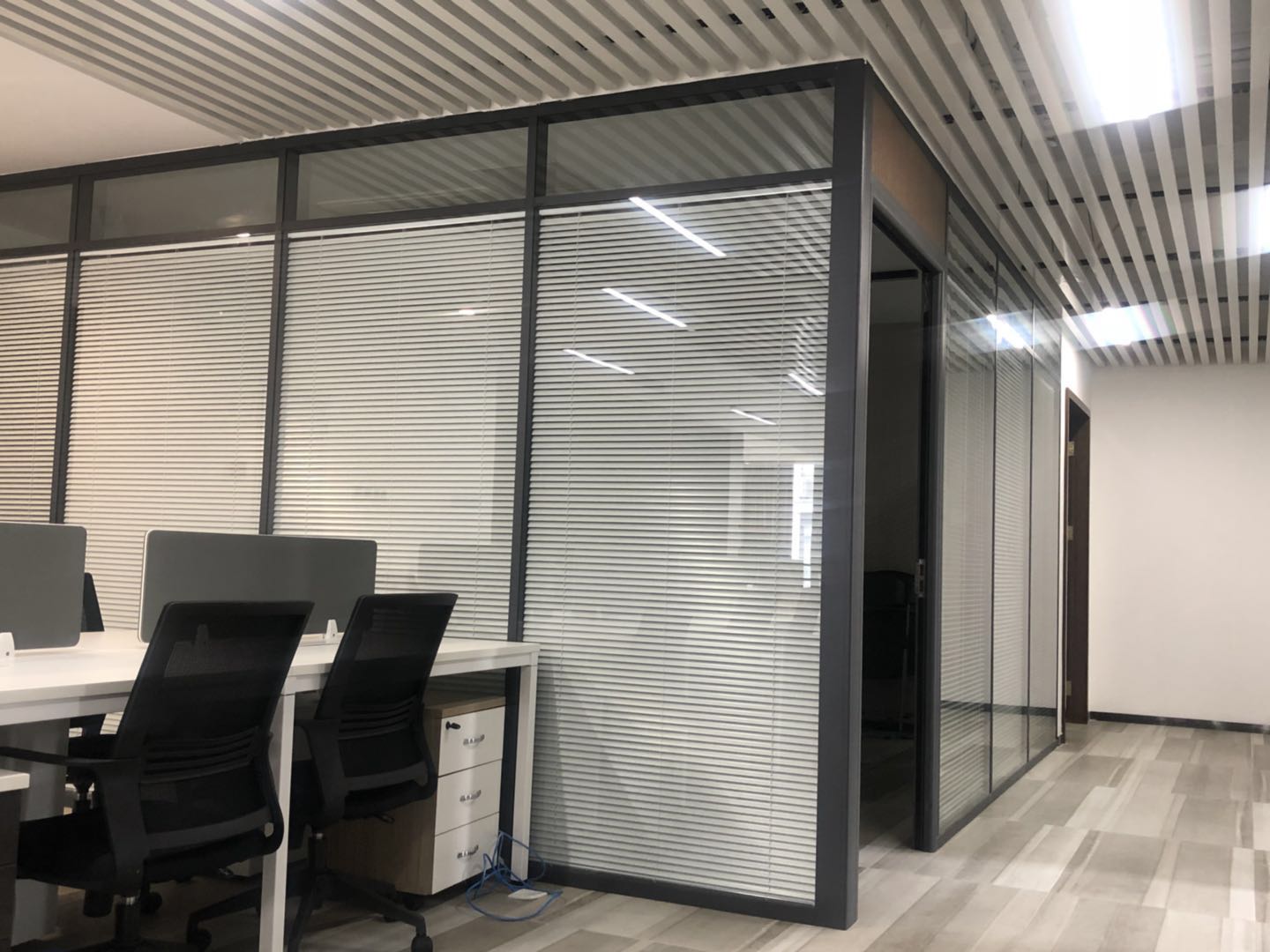 雙玻璃百葉隔斷 雙玻璃百葉隔斷