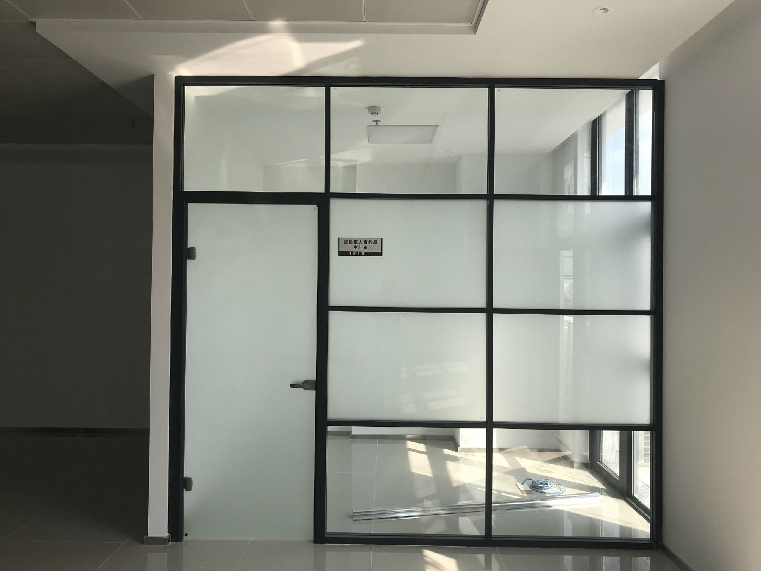 鋁合金玻璃隔斷 鋁合金玻璃隔斷