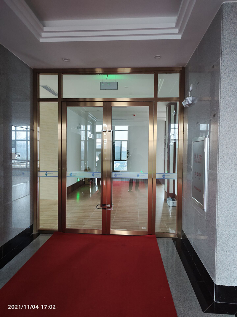 不銹鋼玻璃門 不銹鋼玻璃門