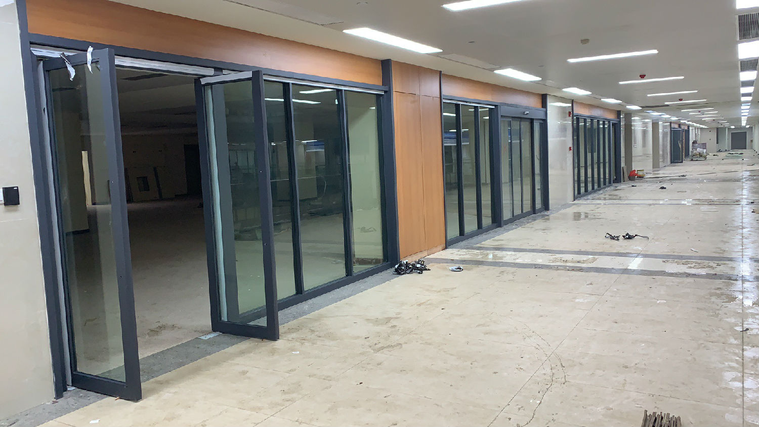 鋁合金玻璃隔斷 鋁合金玻璃隔斷